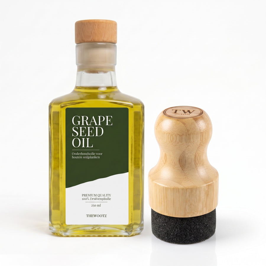 Inoliëset 250 ml: fles TheWootz druivenpitolie en olie-applicator van bamboe